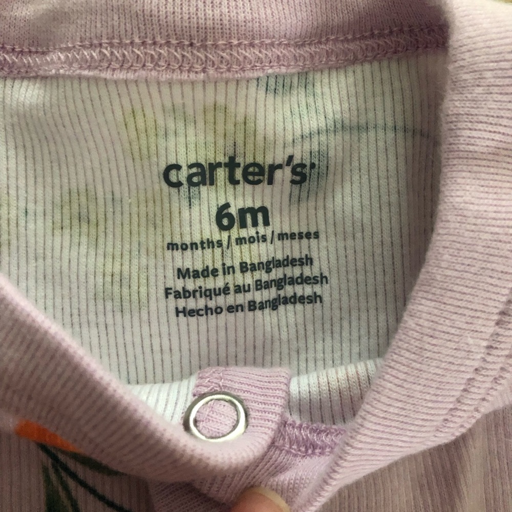 Carter’s purple floral PJs 6 month - Picture 3 of 4
